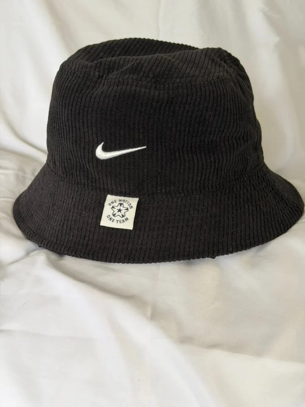 Nike USA Soccer Apex Bucket Hat Black Corduroy One Nation One Team M